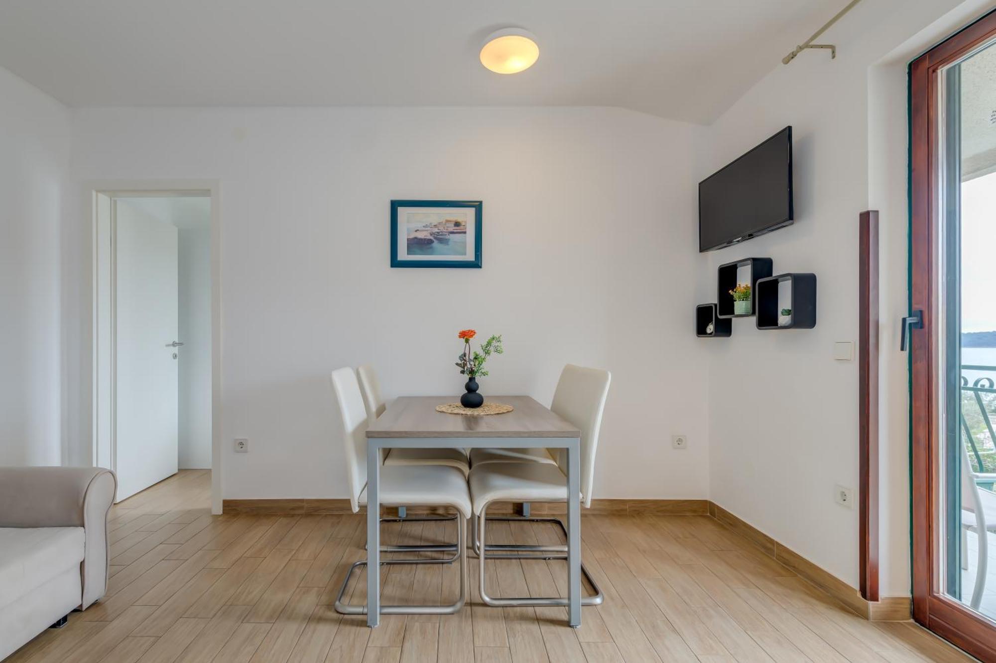 Apartments G 트로기르 객실 사진