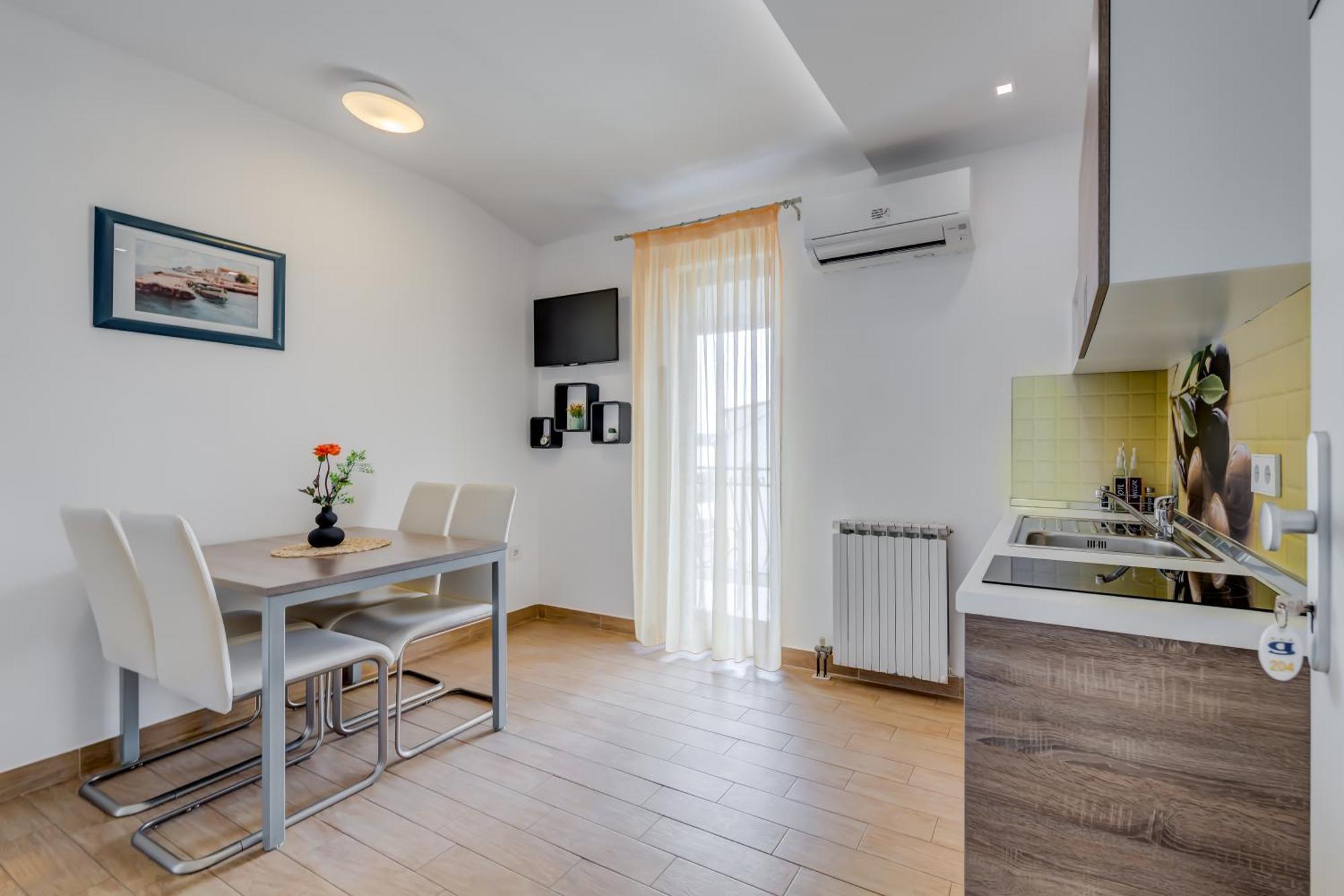 Apartments G 트로기르 객실 사진