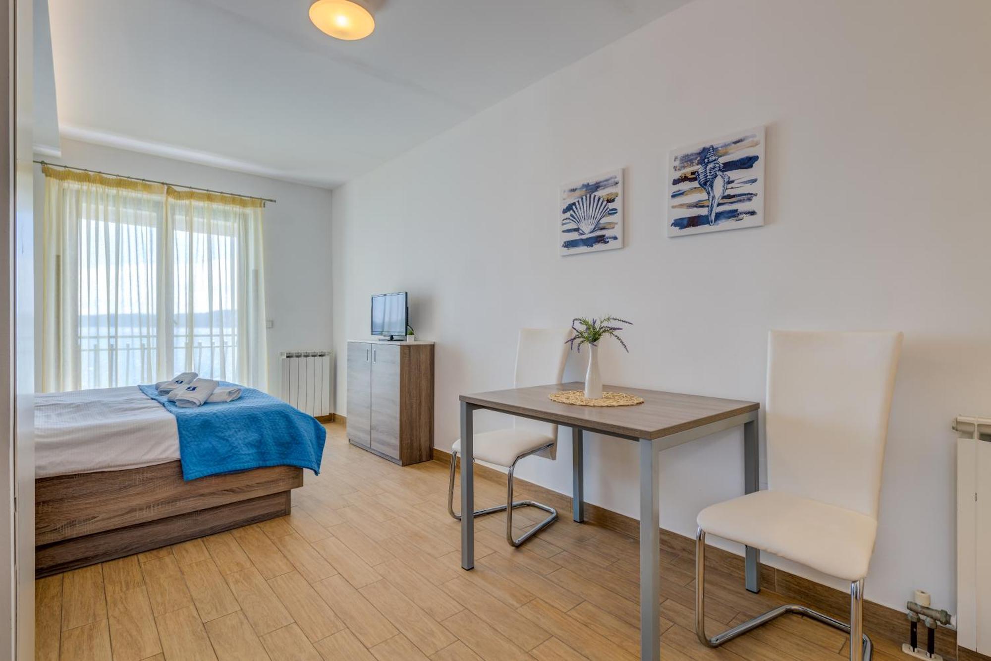 Apartments G 트로기르 객실 사진