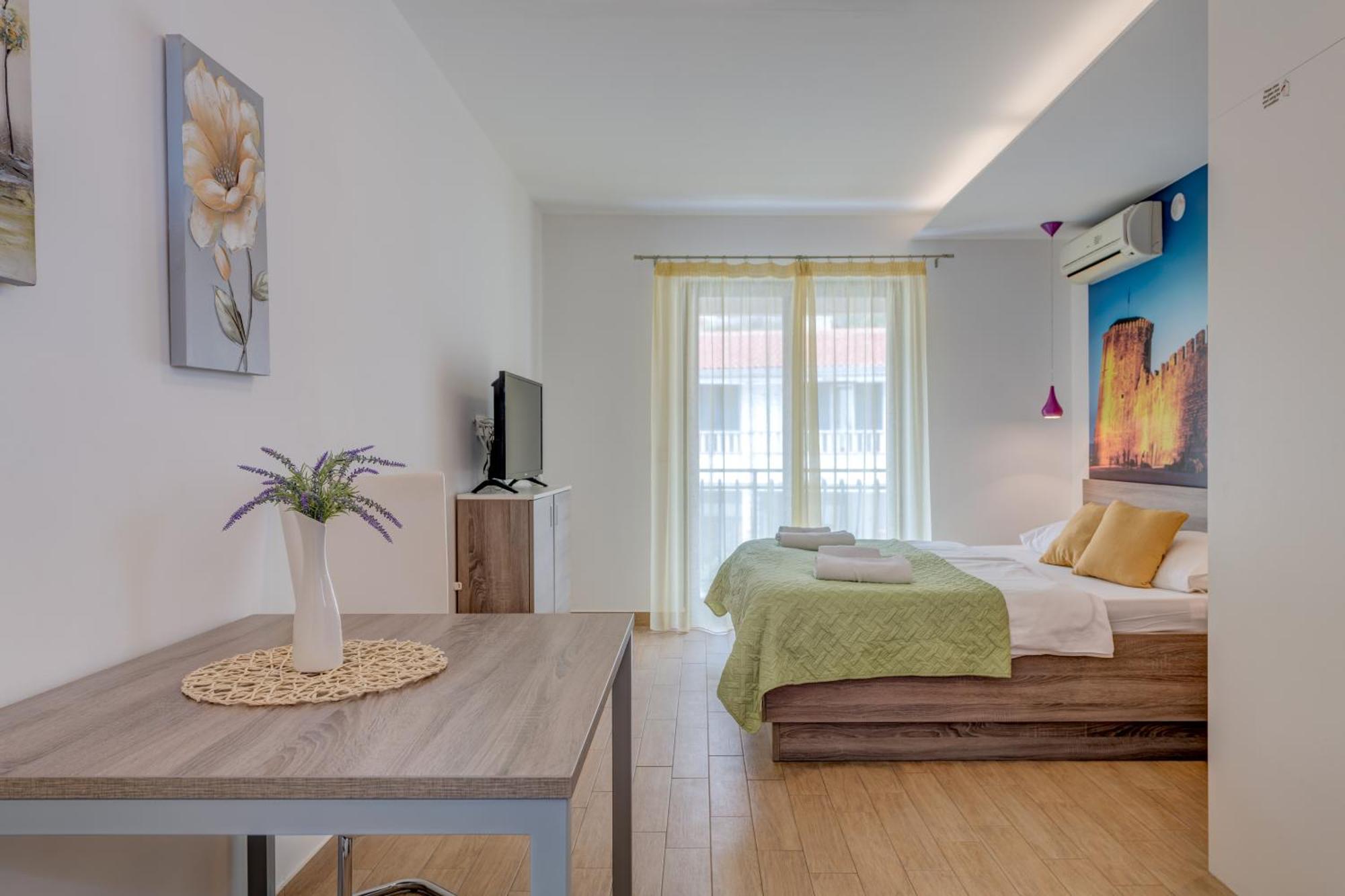 Apartments G 트로기르 객실 사진